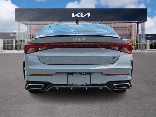 2022 Kia K5 GT-Line