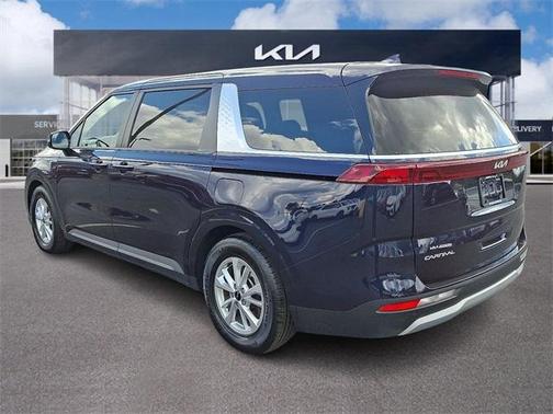 2024 Kia Carnival LX Seat Package