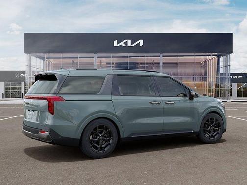 Iceberg Green 2027 Kia Carnival SX
