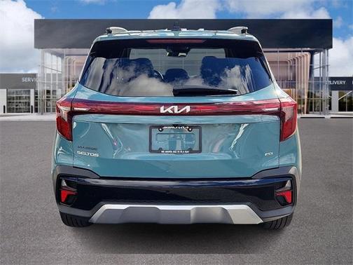 2024 Kia Seltos SX