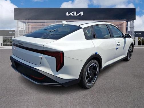 2025 Kia K4 EX