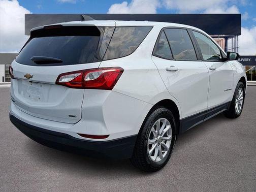 Summit White 2020 Chevrolet Equinox LS