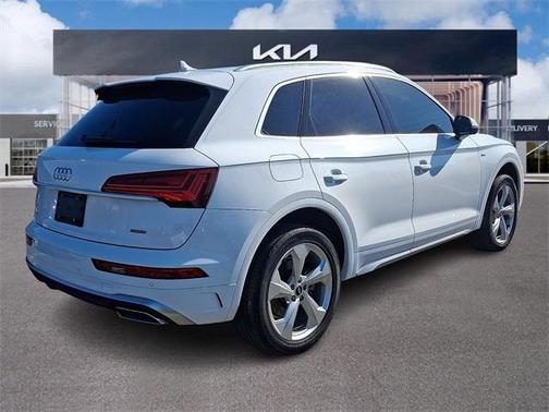 2023 Audi Q5 45 S line quattro Premium