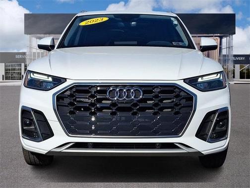 2023 Audi Q5 45 S line quattro Premium