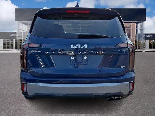 Midnight Black 2024 Kia Telluride EX