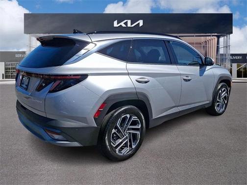 2025 Hyundai TUCSON Hybrid Limited