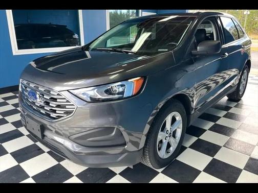 2020 Ford Edge SE