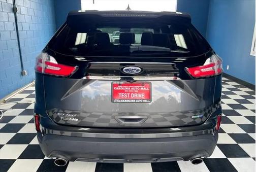 2020 Ford Edge SE