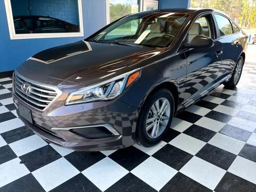 2017 Hyundai SONATA SE