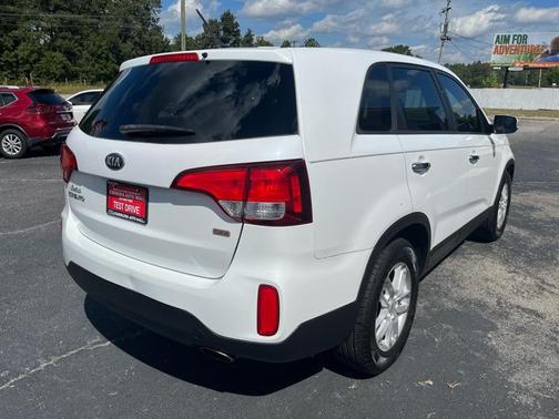 2015 Kia Sorento LX