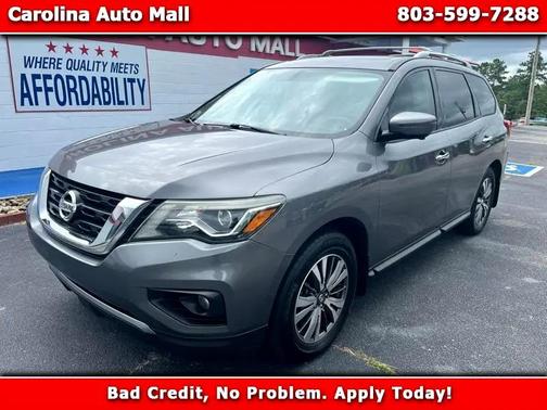 2017 Nissan Pathfinder SL
