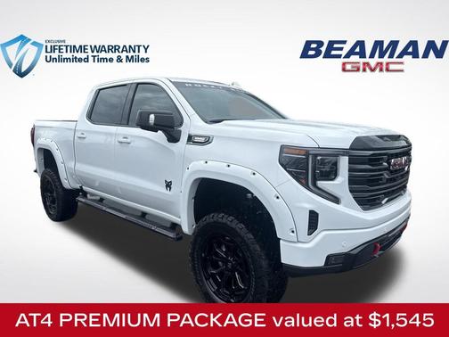 2025 GMC Sierra 1500 AT4