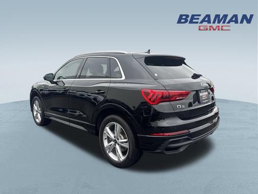 2023 Audi Q3 Premium 45 TFSI S line quattro Tiptronic