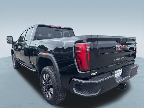 2025 GMC Sierra 2500 Denali