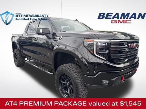 2025 GMC Sierra 1500 AT4