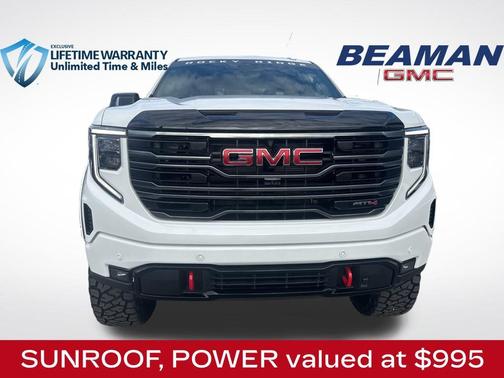 2025 GMC Sierra 1500 AT4