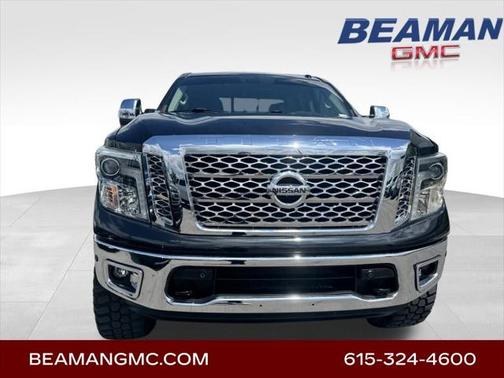 2017 Nissan Titan SL