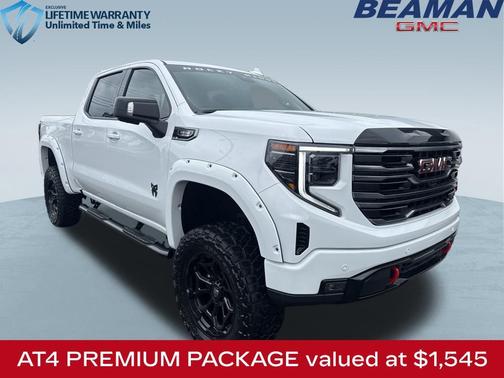 2025 GMC Sierra 1500 AT4