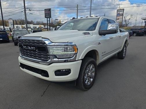 2023 RAM 2500 Limited Crew Cab 4x4 6'4' Box
