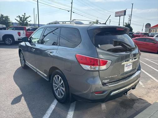 2015 Nissan Pathfinder SL