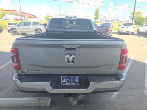 2020 RAM 2500 Laramie Crew Cab 4X4 6'4' Box
