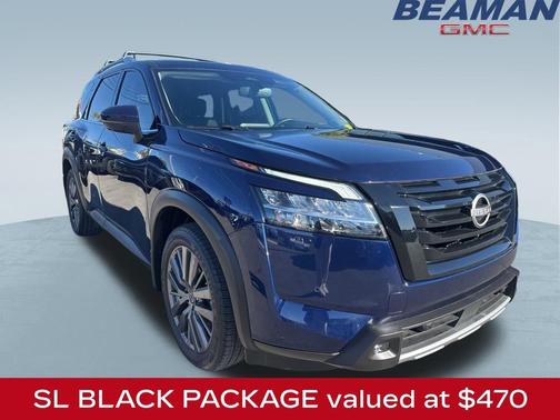 2022 Nissan Pathfinder SL 4WD