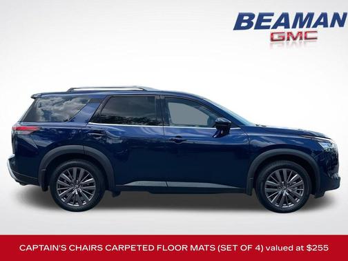 2022 Nissan Pathfinder SL 4WD