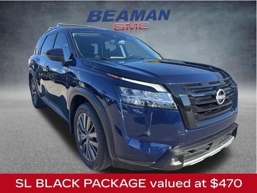 2022 Nissan Pathfinder SL 4WD