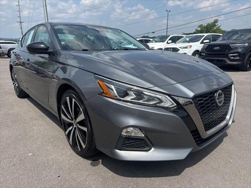 2021 Nissan Altima SR FWD