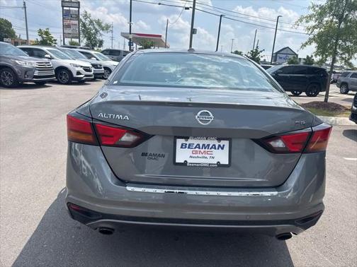 2021 Nissan Altima SR FWD