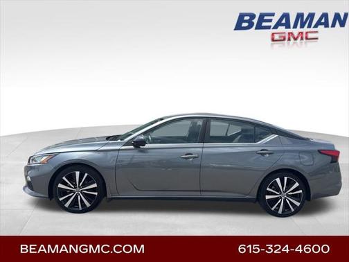 2021 Nissan Altima SR FWD