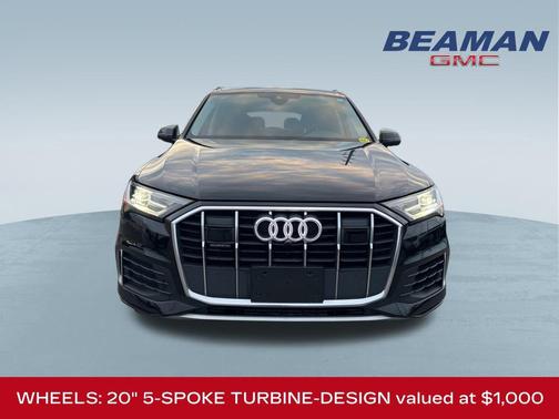 2023 Audi Q7 45 Premium