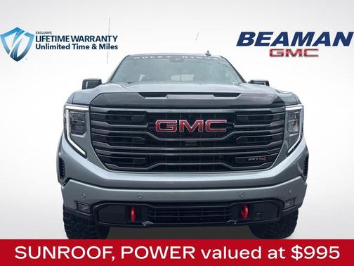 2025 GMC Sierra 1500 AT4