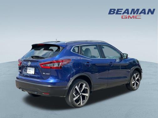 2021 Nissan Rogue Sport SL