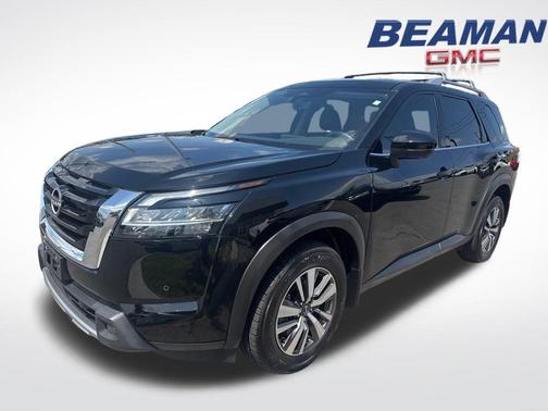 2023 Nissan Pathfinder SL FWD