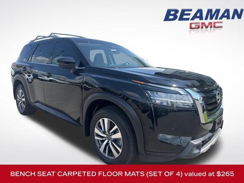 2023 Nissan Pathfinder SL FWD
