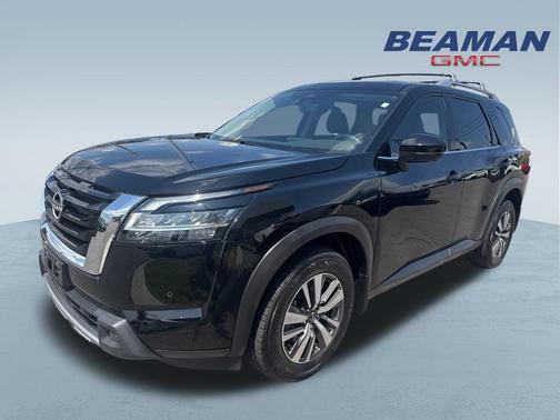2023 Nissan Pathfinder SL FWD