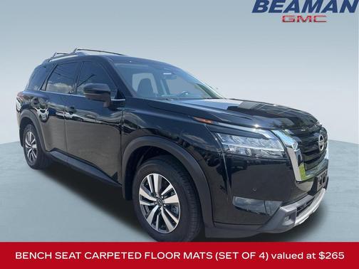 2023 Nissan Pathfinder SL FWD