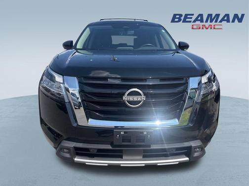 2023 Nissan Pathfinder SL FWD
