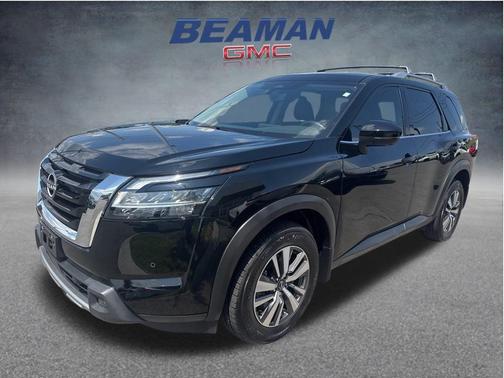 2023 Nissan Pathfinder SL FWD
