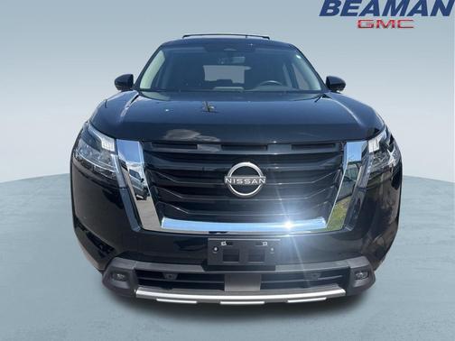 2023 Nissan Pathfinder SL FWD