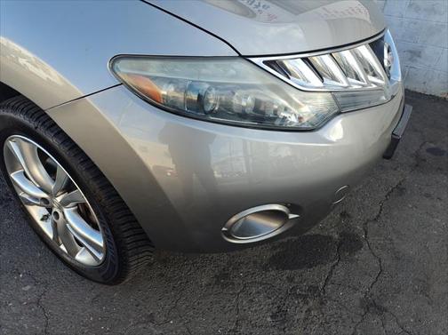2009 Nissan Murano LE