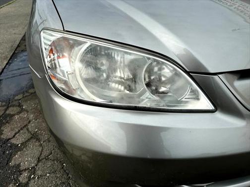 2005 Honda Civic Hybrid Base
