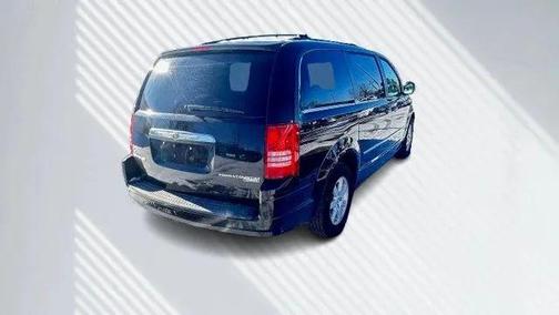 2008 Chrysler Town & Country Touring