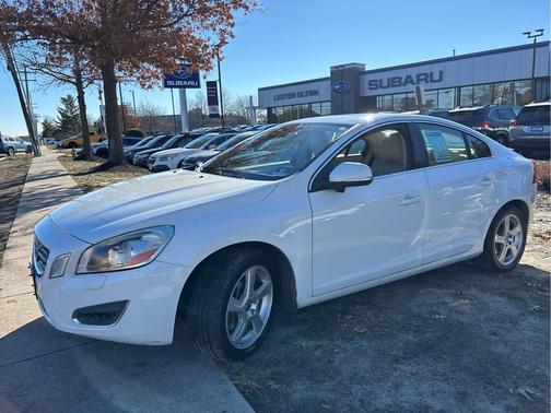 2013 Volvo S60 T5 Premier