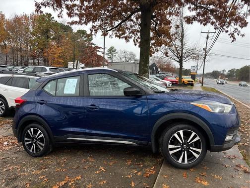 2018 Nissan Kicks SR