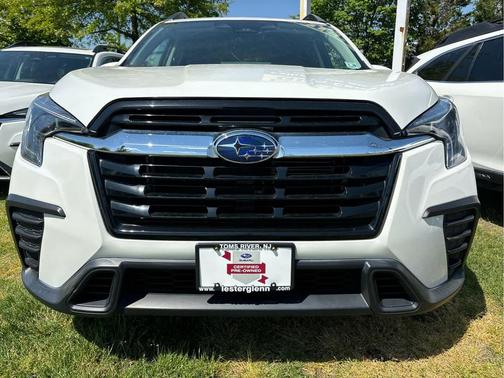 Crystal White Pearl 2023 Subaru Ascent Premium 7-Passenger