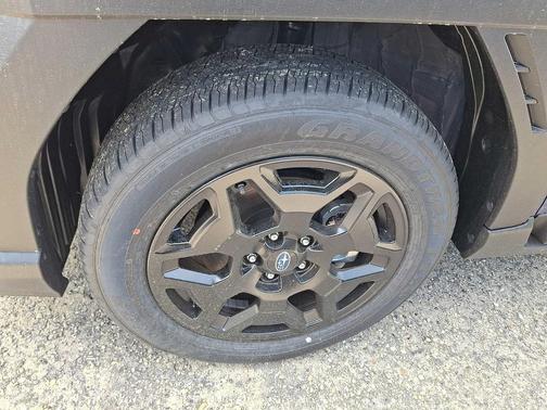 SAPPH BLU PRL 2026 Subaru Outback Limited