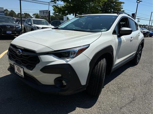 Crystal White Pearl 2024 Subaru Crosstrek Premium