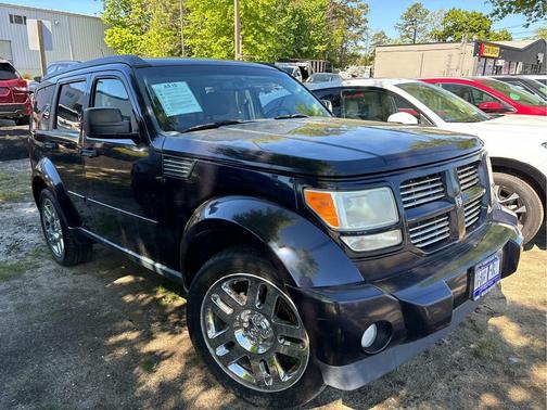 Blackberry Pearl 2011 Dodge Nitro Heat